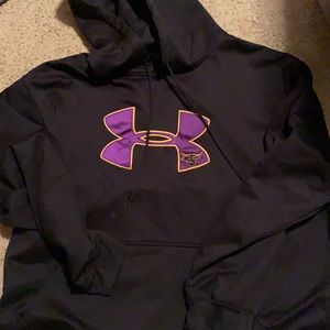 Men’s XXL under armor sweatshirt